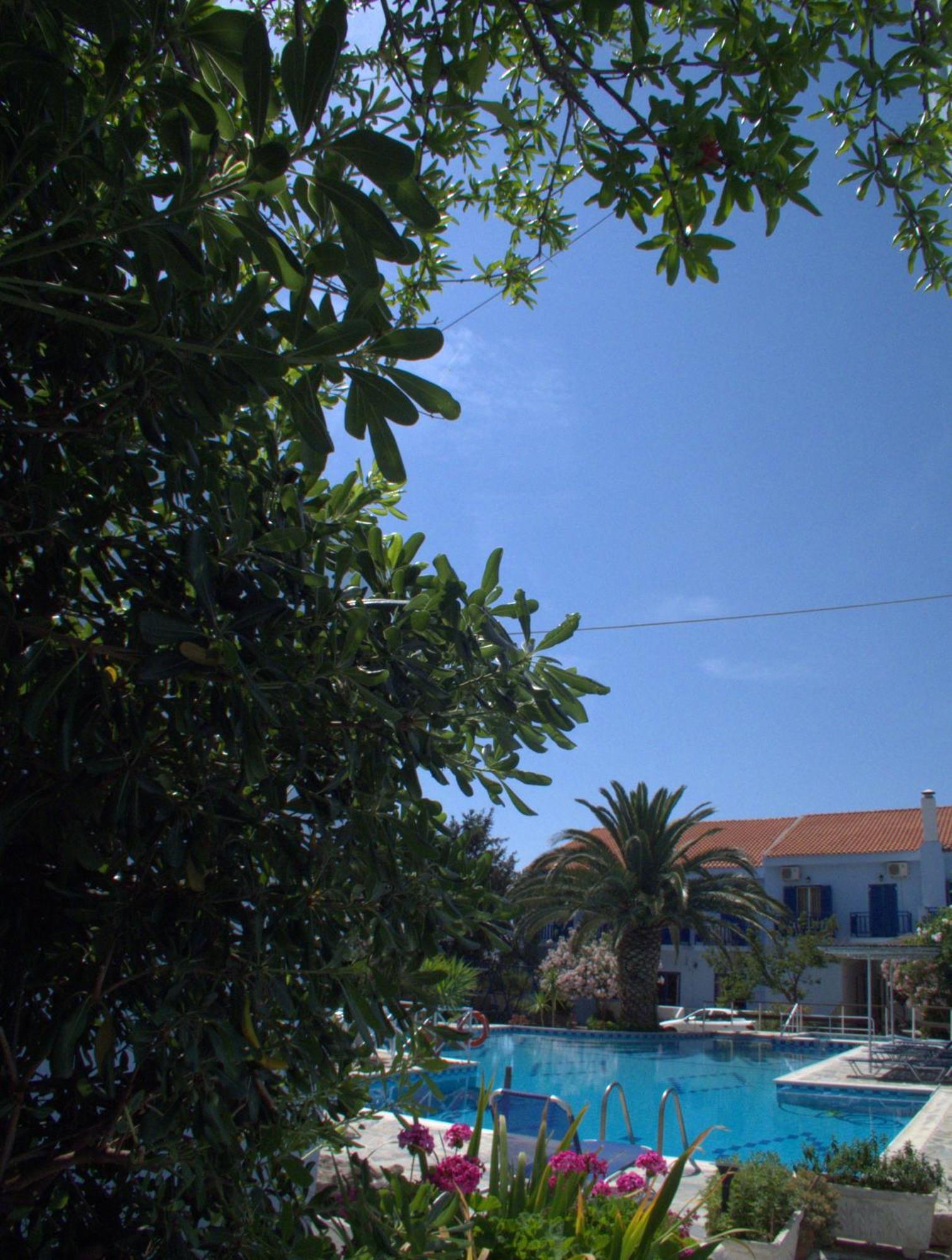 Hotel Sofia Marathokampos Exterior photo